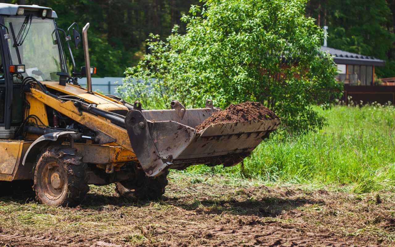 Expert Guide on How to Clear Land - Transform Your Property